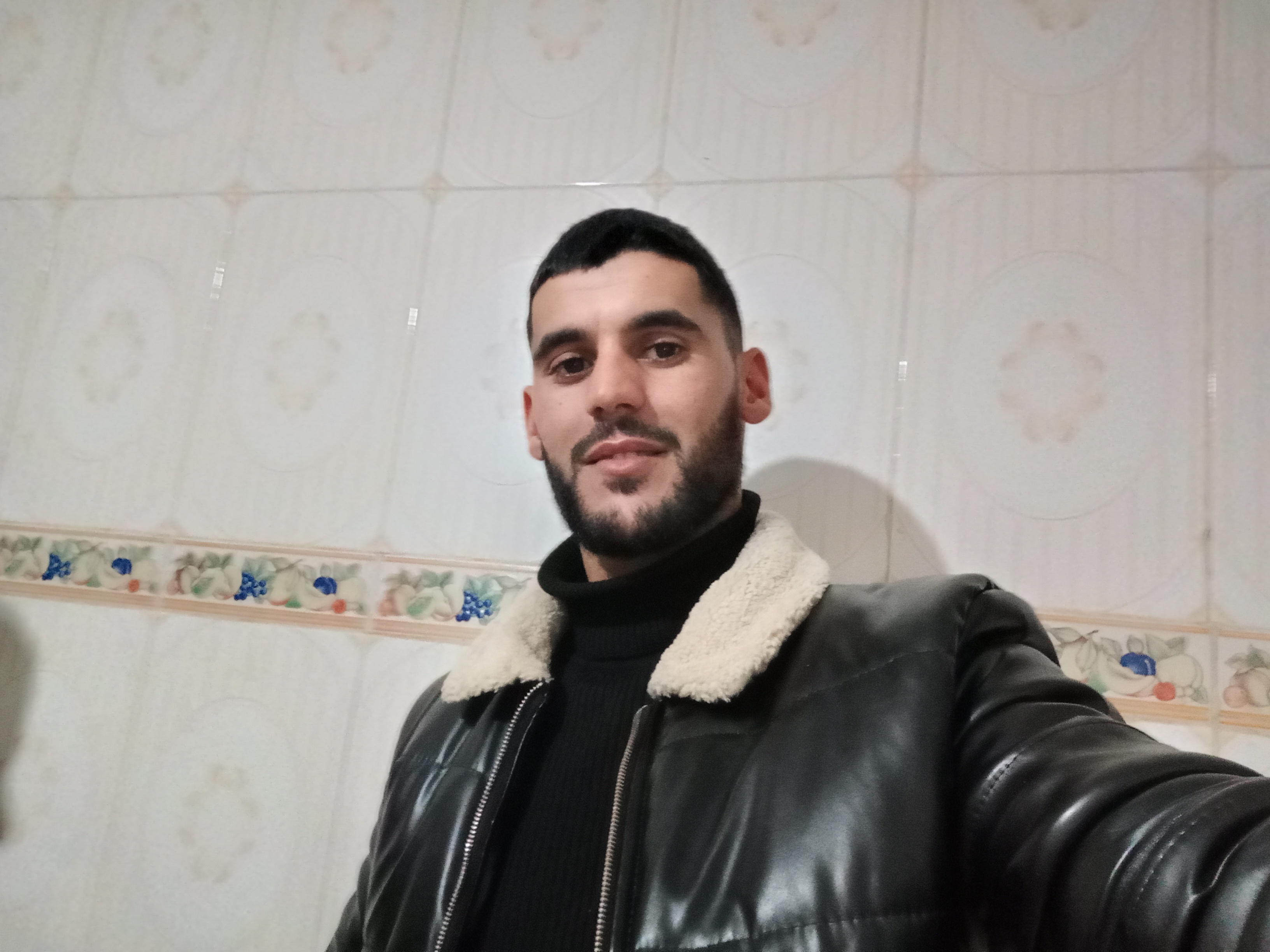 chakib benalleg_dLVei